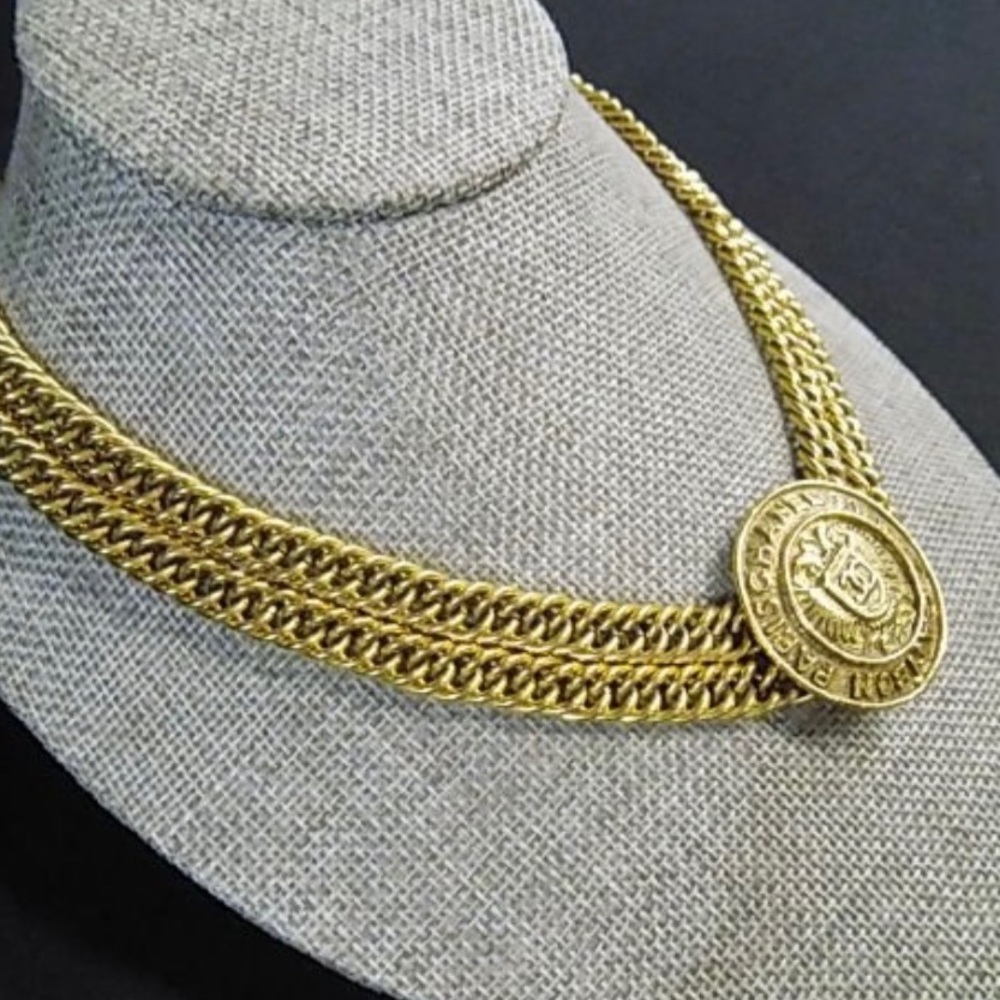 CHANEL Rare Vintage Rue Cambon Necklace - Picture 2 of 13